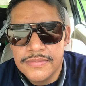 Meet your Posher, Javier